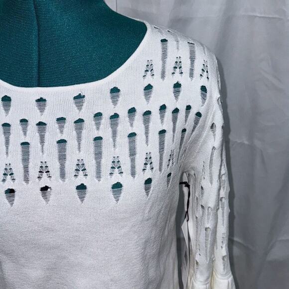 Bailey 44 white open knit bell sleeve sweater | Sz L, NWT - Picture 3 of 7